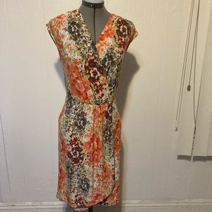NWOT ,Alexis Taylor  Floral sleeveless dress size L.